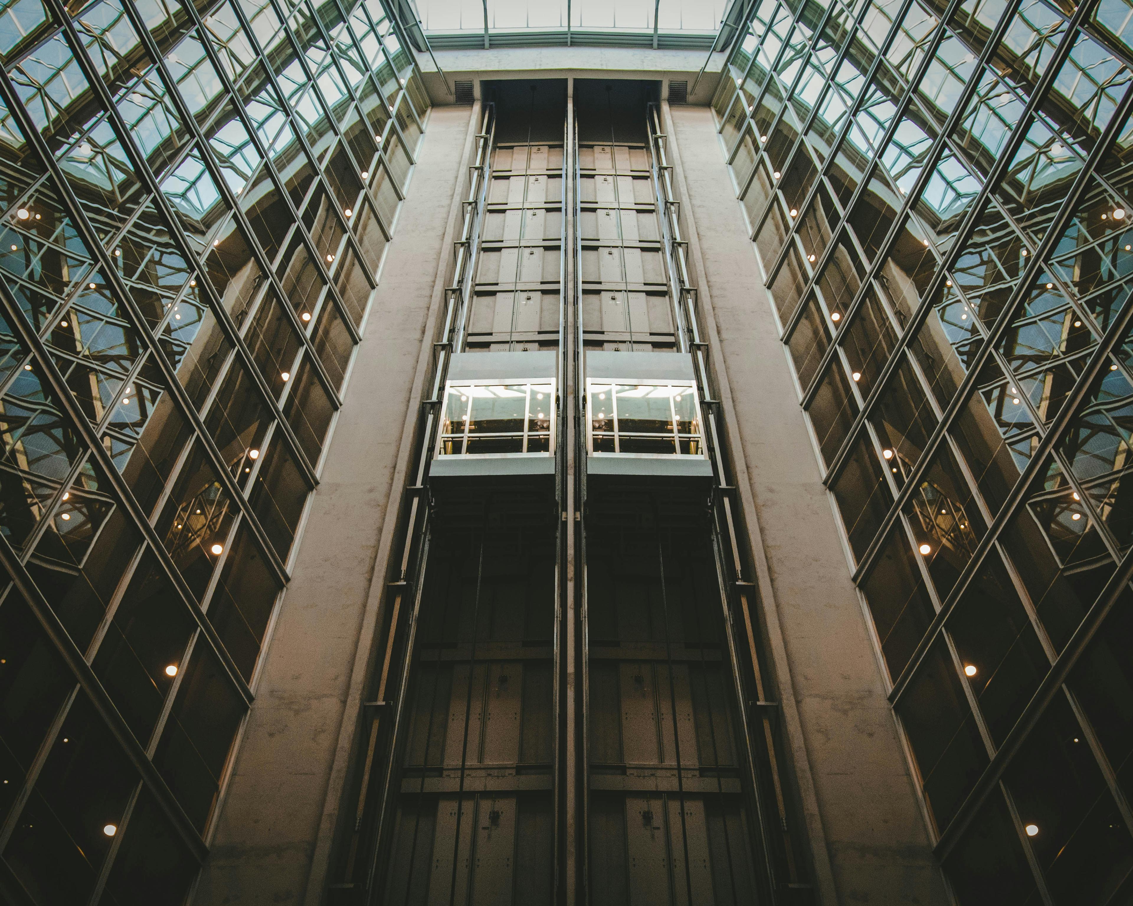 10 Essential Checks Elevator Maintenance